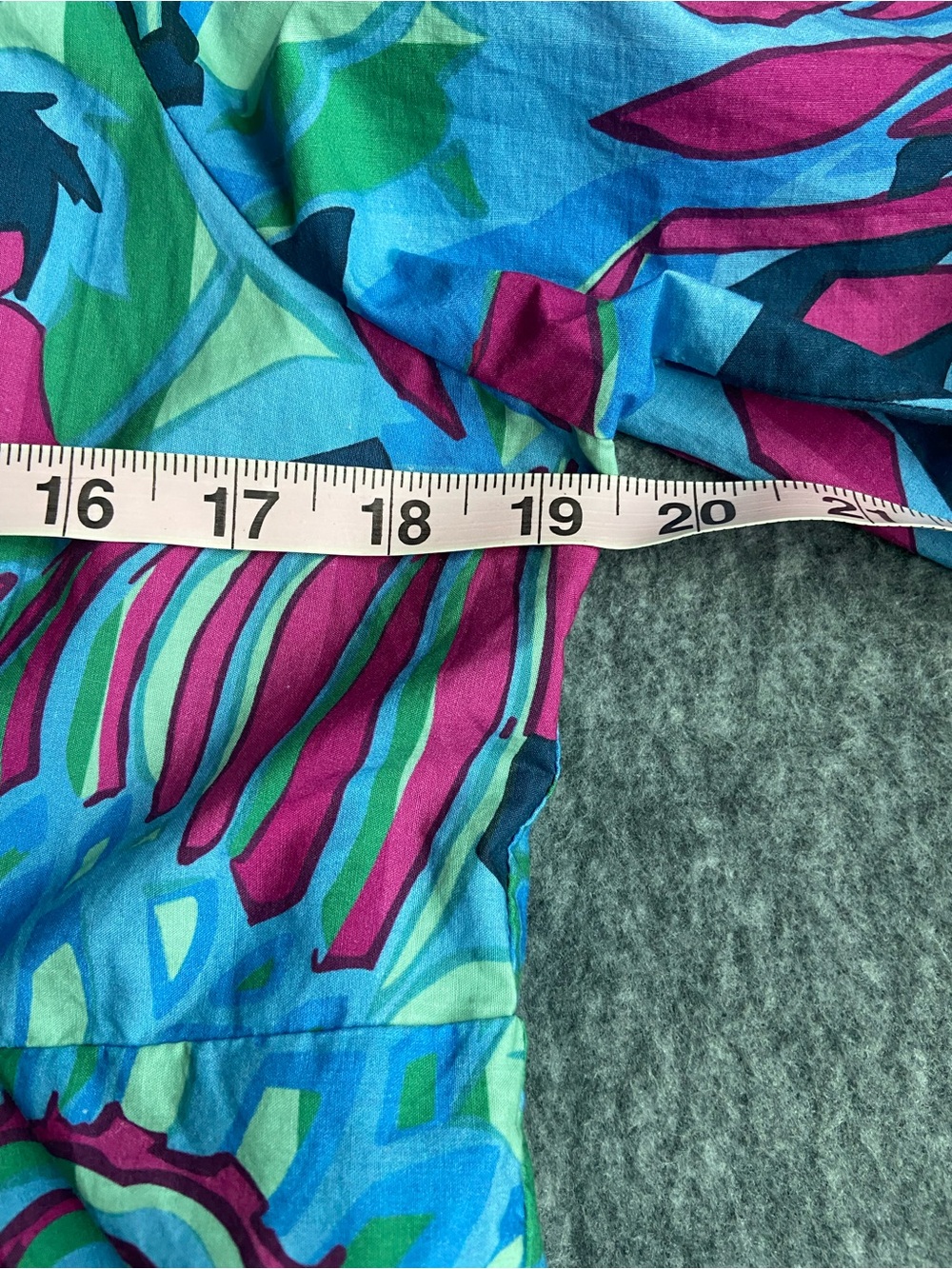 Love the Label Tropical Print Ruffle Blouse Top Boho Puff Sleeve Size M - Picture 12 of 13